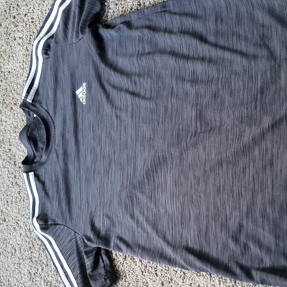 Mens Adidas tee